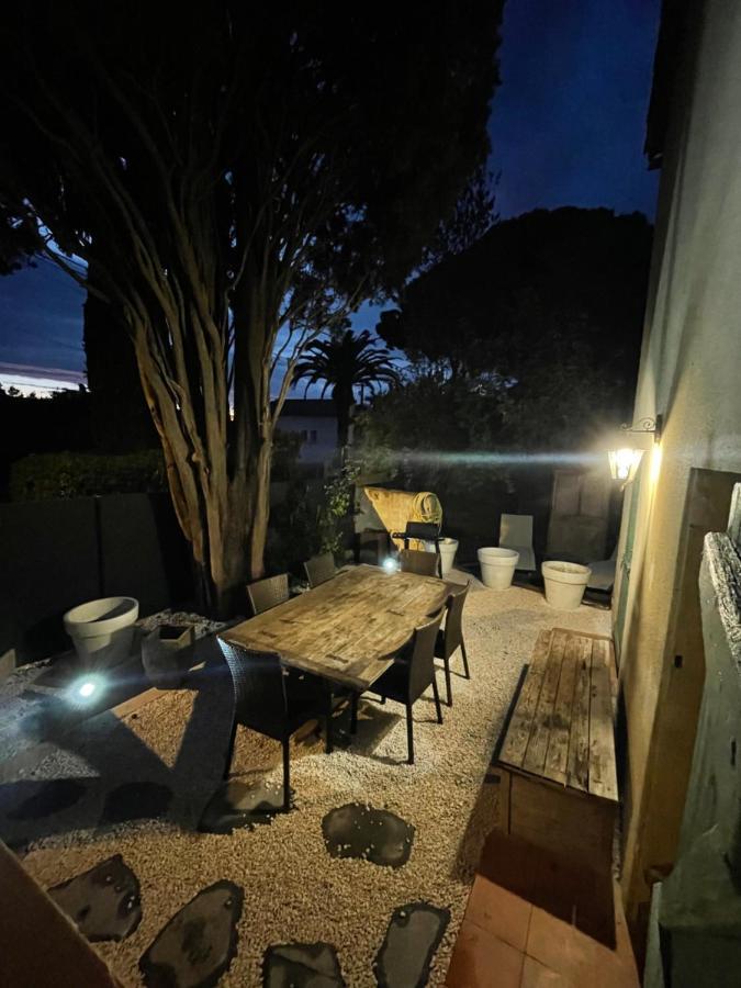 Appartement Plein Centre Avec Jardin Saint-Tropez Exterior photo