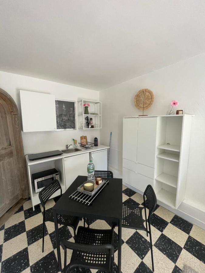 Appartement Plein Centre Avec Jardin Saint-Tropez Exterior photo